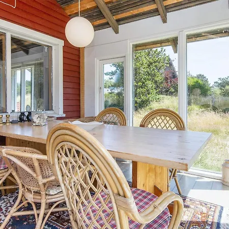 Tranquil Retreat Near - By Traum *