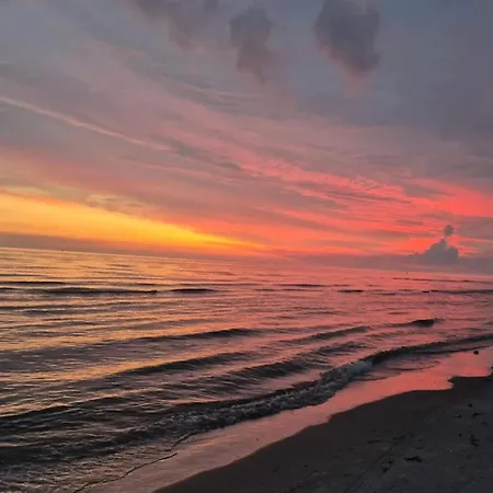 Tranquil Retreat Near - By Traum Prázdninový dům *