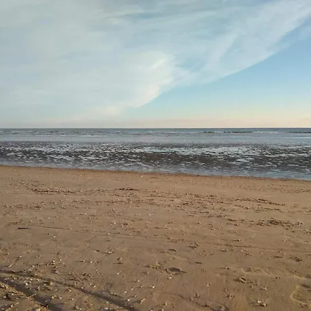 Tranquil Retreat Near - By Traum *